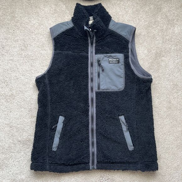 LL Bean Sherpa Vest Mens Medium Black High Pile Fleece Outdoors Gorpcore Layer - Picture 1 of 6
